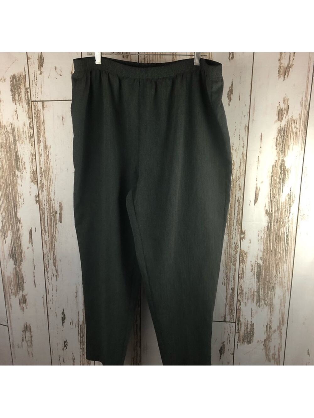 Cherokee Elastic Waist Pants, Size 22W.  In excellent condition!